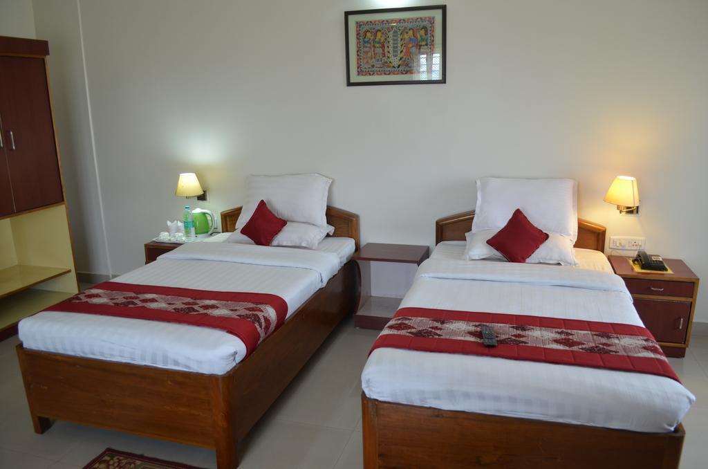 Hotel Rajdhani Regency 구와하티 객실 사진