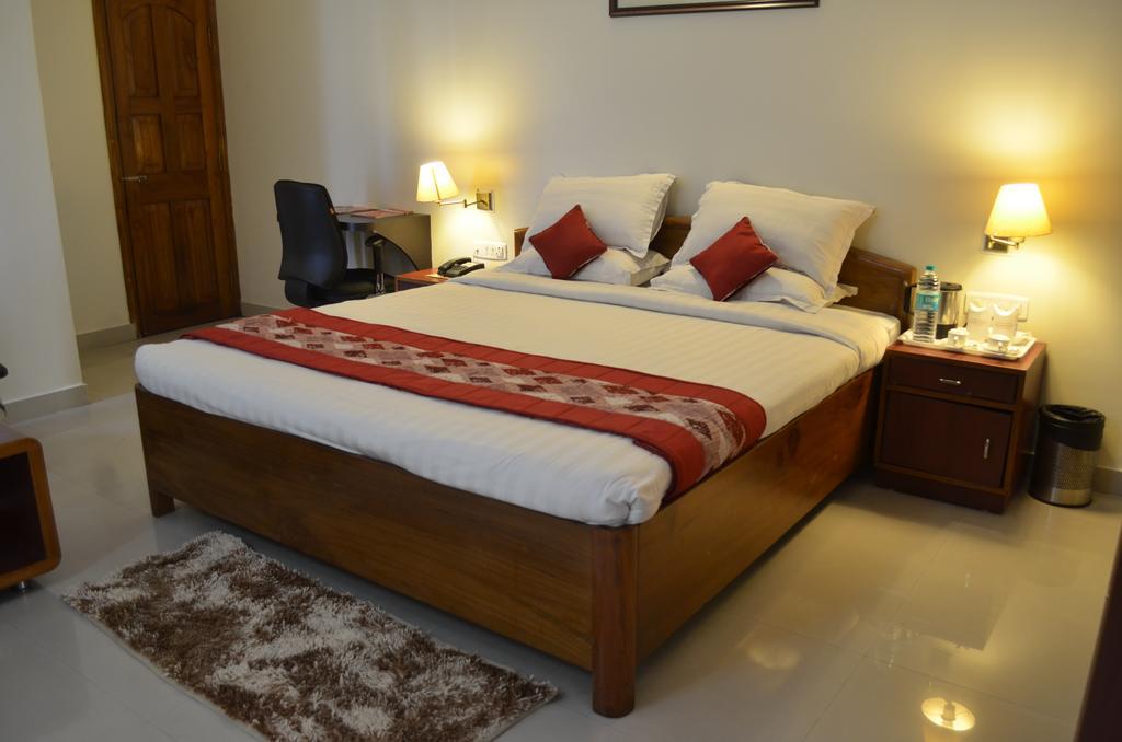 Hotel Rajdhani Regency 구와하티 객실 사진